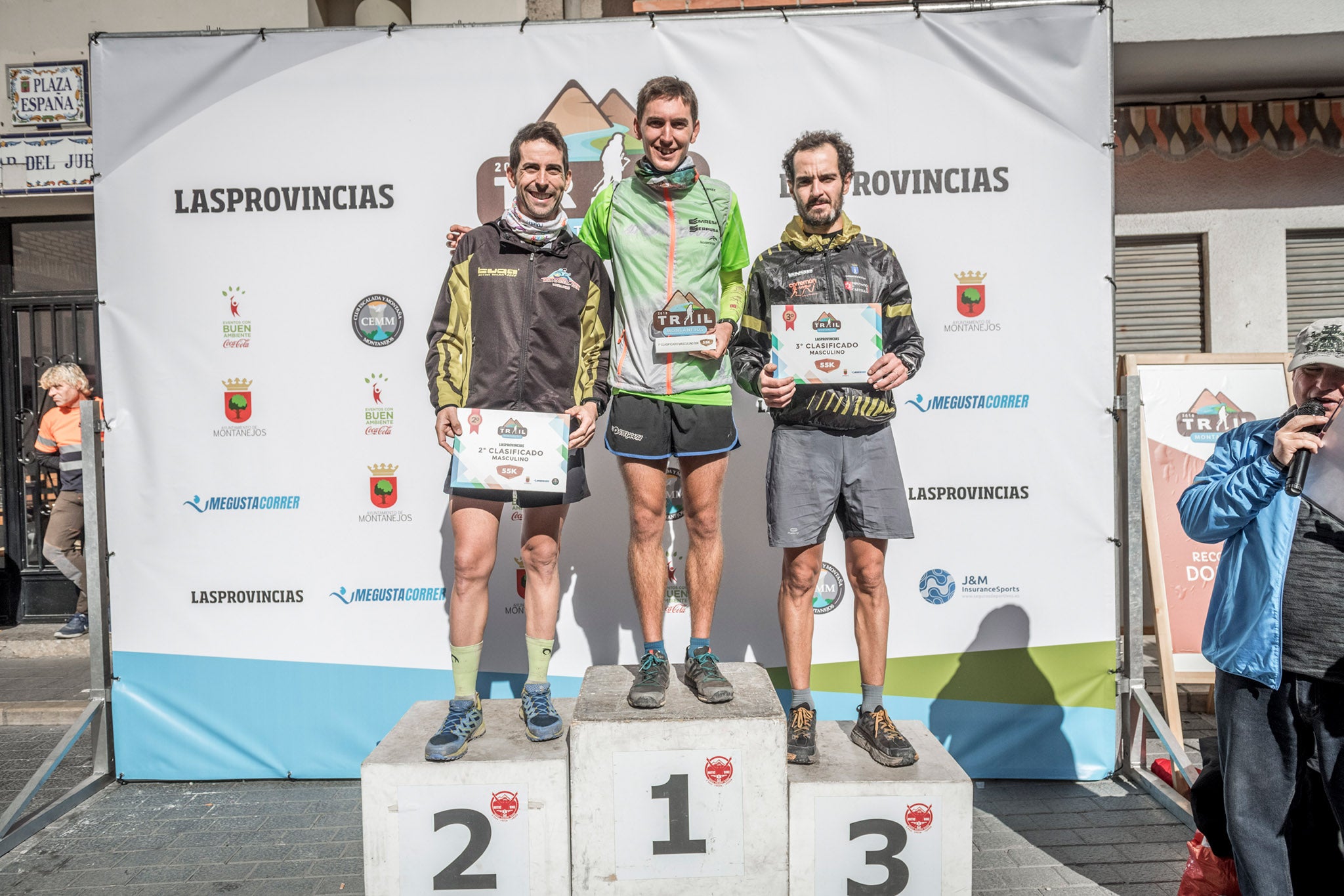 Galería de fotos de la llegada a meta de la carrera de 15 kilómetros del Trail de Montanejos 2018