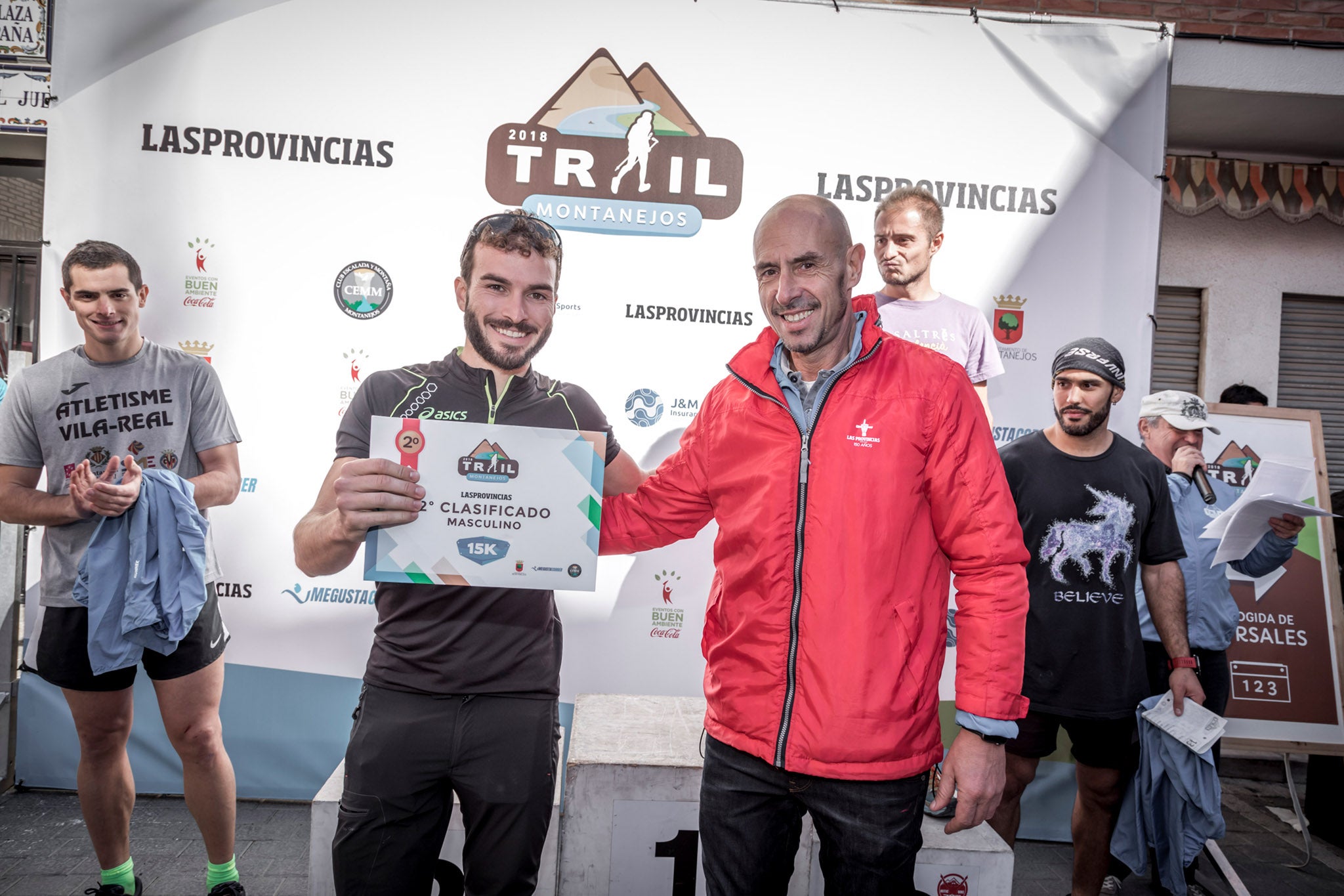 Galería de fotos de la llegada a meta de la carrera de 15 kilómetros del Trail de Montanejos 2018