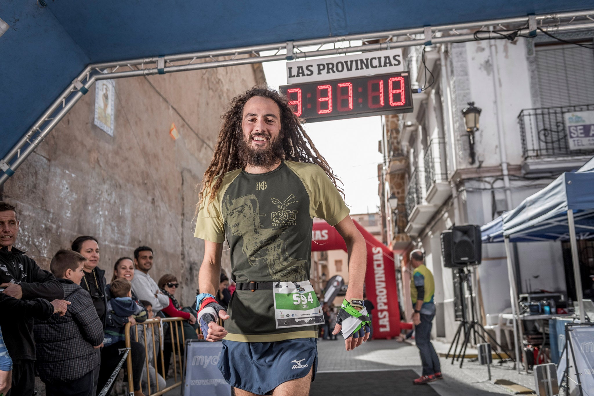 Galería de fotos de la llegada a meta de la carrera de 30 kilómetros del Trail de Montanejos 2018