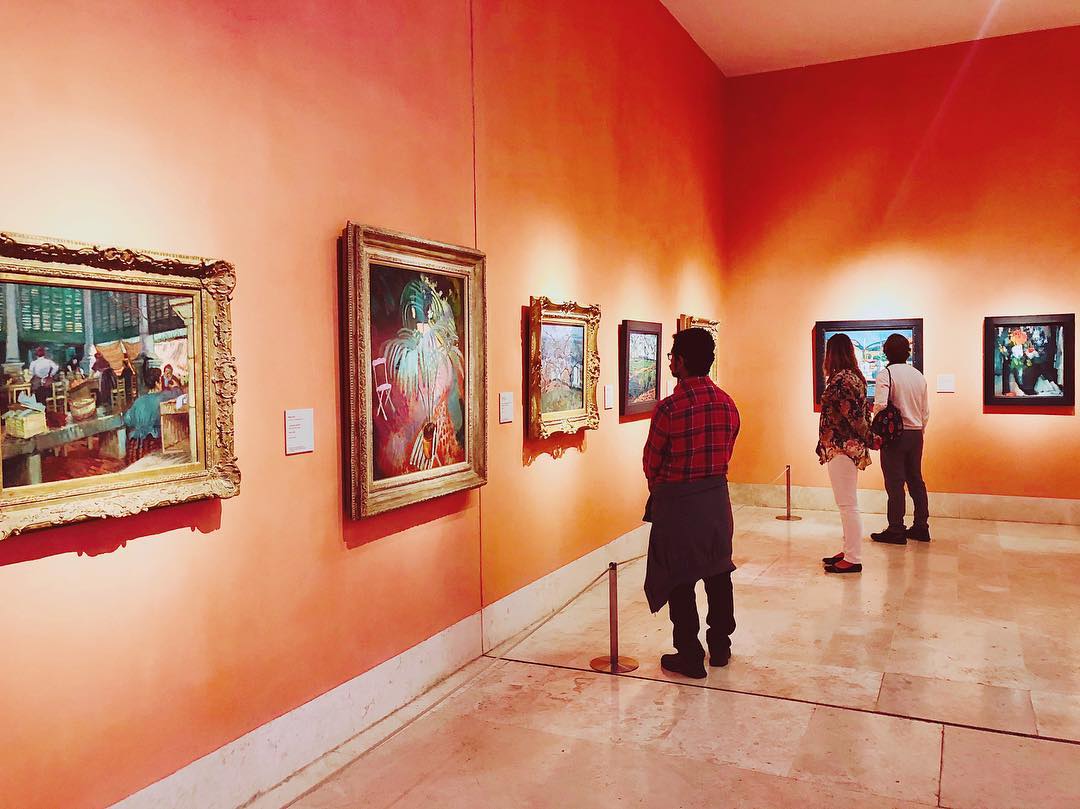 En este espacio podemos encontrar obras de Durero, el Greco, Caravaggio, Rubens, Rembrandt, Degas, Manet, van Gogh, Gaugin, Cézanne, Dalí y Francis Bacon. Pero la pintura con más hastags de Instagram es 'Mujer en el Baño' de Roy Lichtenstein (232#).