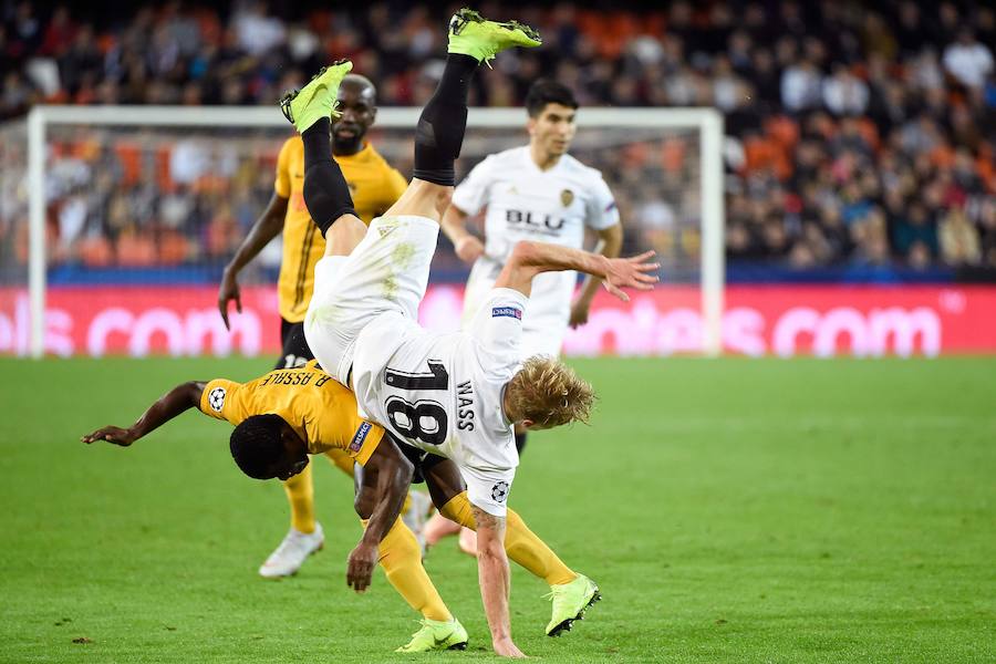 Estas son las imágenes que deja el choque de la cuarta jornada de Champions en Mestalla