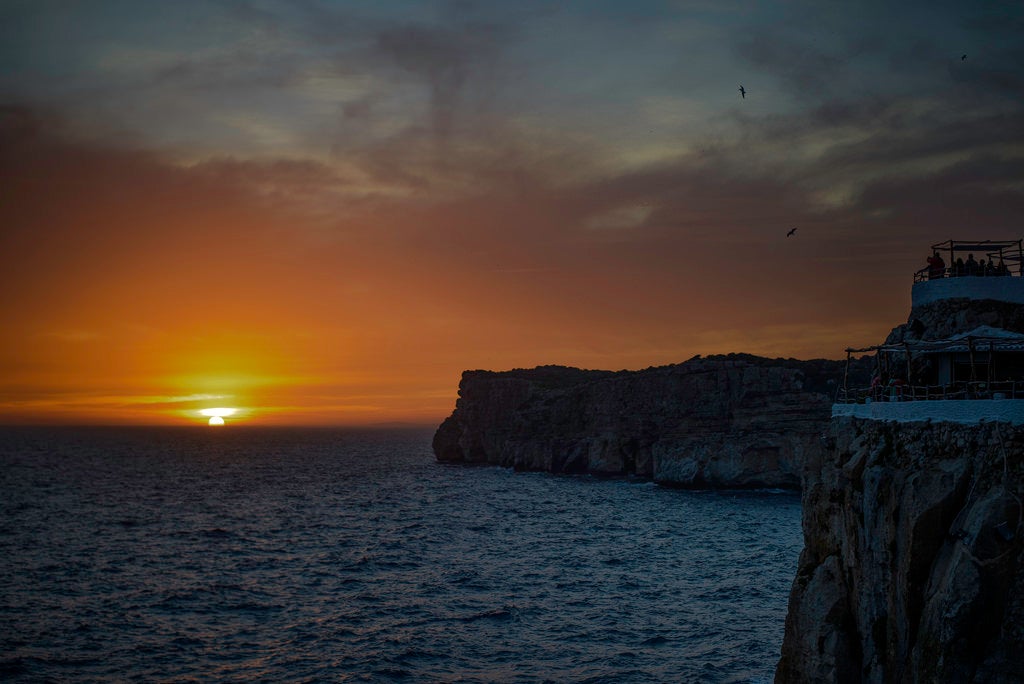 4. Desde la Cova d’en Xoroi, en Menorca.