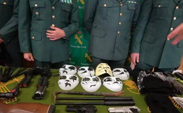 La Guardia Civil desarticula una banda que robaba en viviendas de la provincia de Valencia