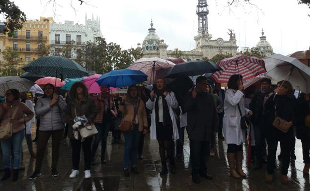 Algunos de los participantes en la protesta.