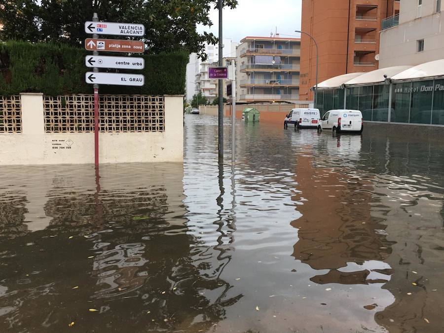 En doce horas se registrado hasta 300 litros por metro cuadrado en Ador, 285,2 litros en la localidad de Rótova; 213,4 en Barx; en La Font d'en Carròs, 157; 144,2 en Villalonga; y 134 en Pinet.