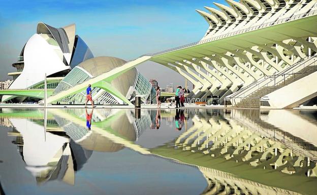 La Ciudad de las Artes y las Ciencias fue el escenario de 'Tomorrowland', protagonizada por George Clooney.