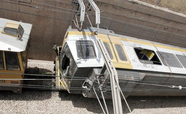 Accidente de metro de Valencia: Las víctimas del metro piden la máxima pena para los exdirectivos de FGV