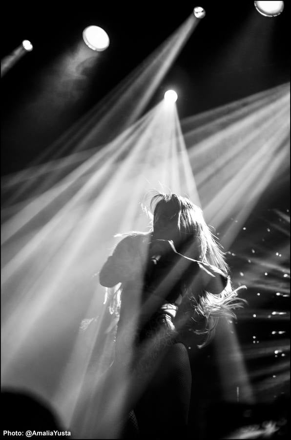 La cantante Lola Indigo, ex concursante de 'Operación Triunfo' ('OT ') y de 'Fama' en dos ediciones y también de 'Tu cara me suena' ofreció un concierto en la Sala Repvblicca de Valencia.