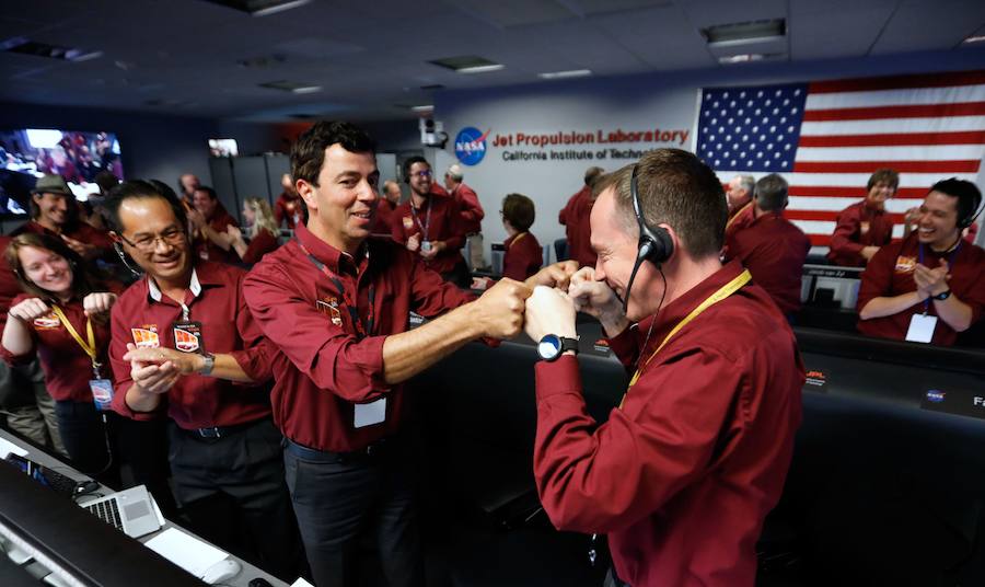 Fotos: InSight de la NASA aterriza en Marte