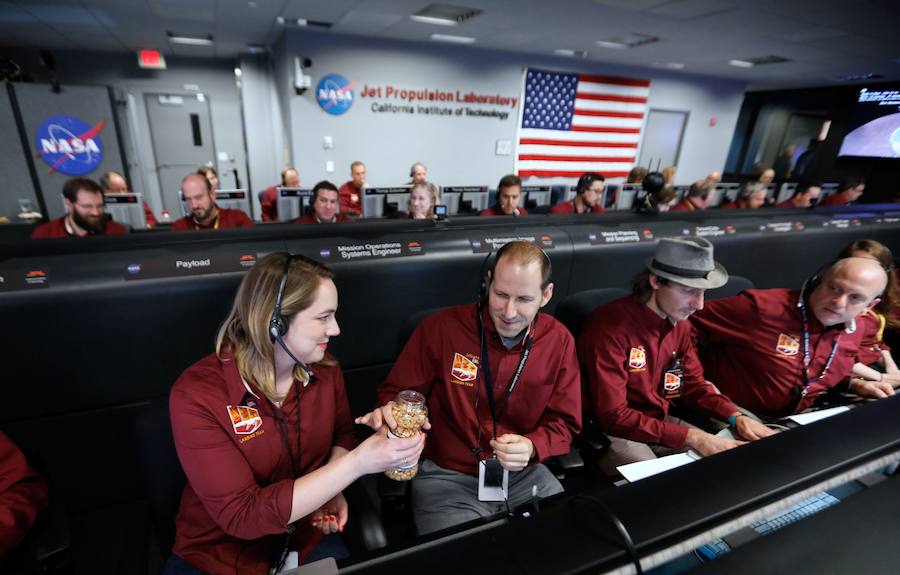 Fotos: InSight de la NASA aterriza en Marte