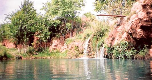 Cascada de agua del Gorgo Catalán. 