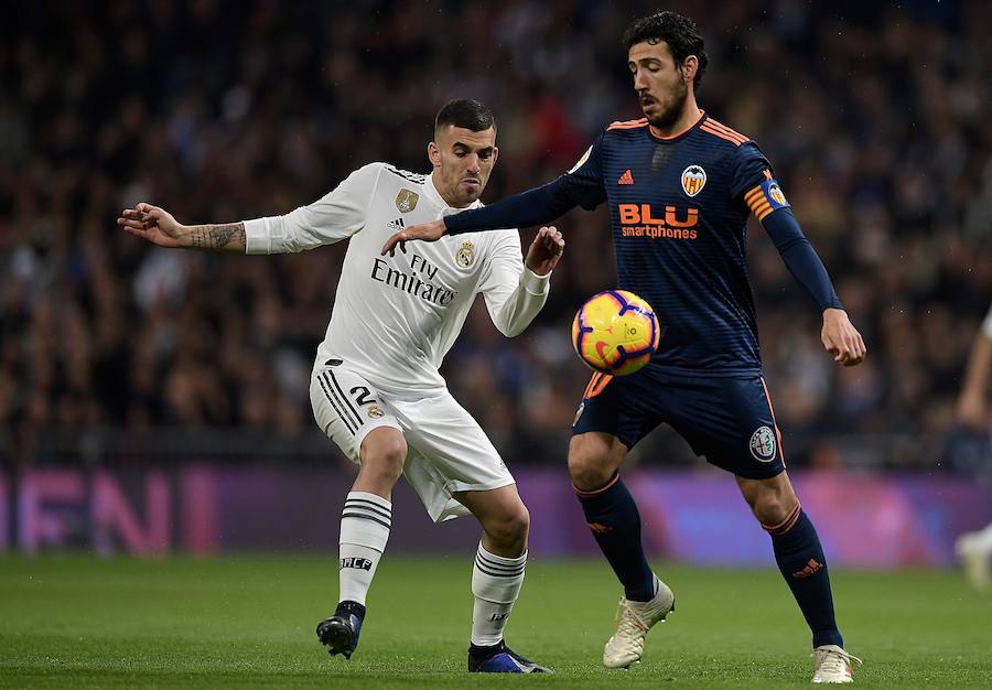 Estas son las mejores imágenes del duelo en el Bernabéu correspondiente a la jornada 14 de LaLiga