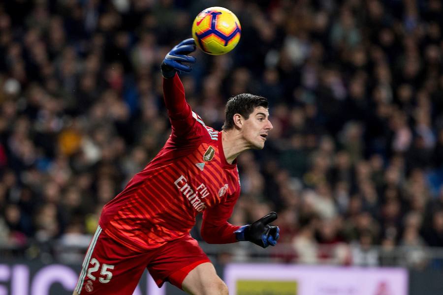 Estas son las mejores imágenes del duelo en el Bernabéu correspondiente a la jornada 14 de LaLiga