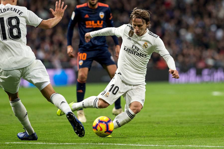 Estas son las mejores imágenes del duelo en el Bernabéu correspondiente a la jornada 14 de LaLiga