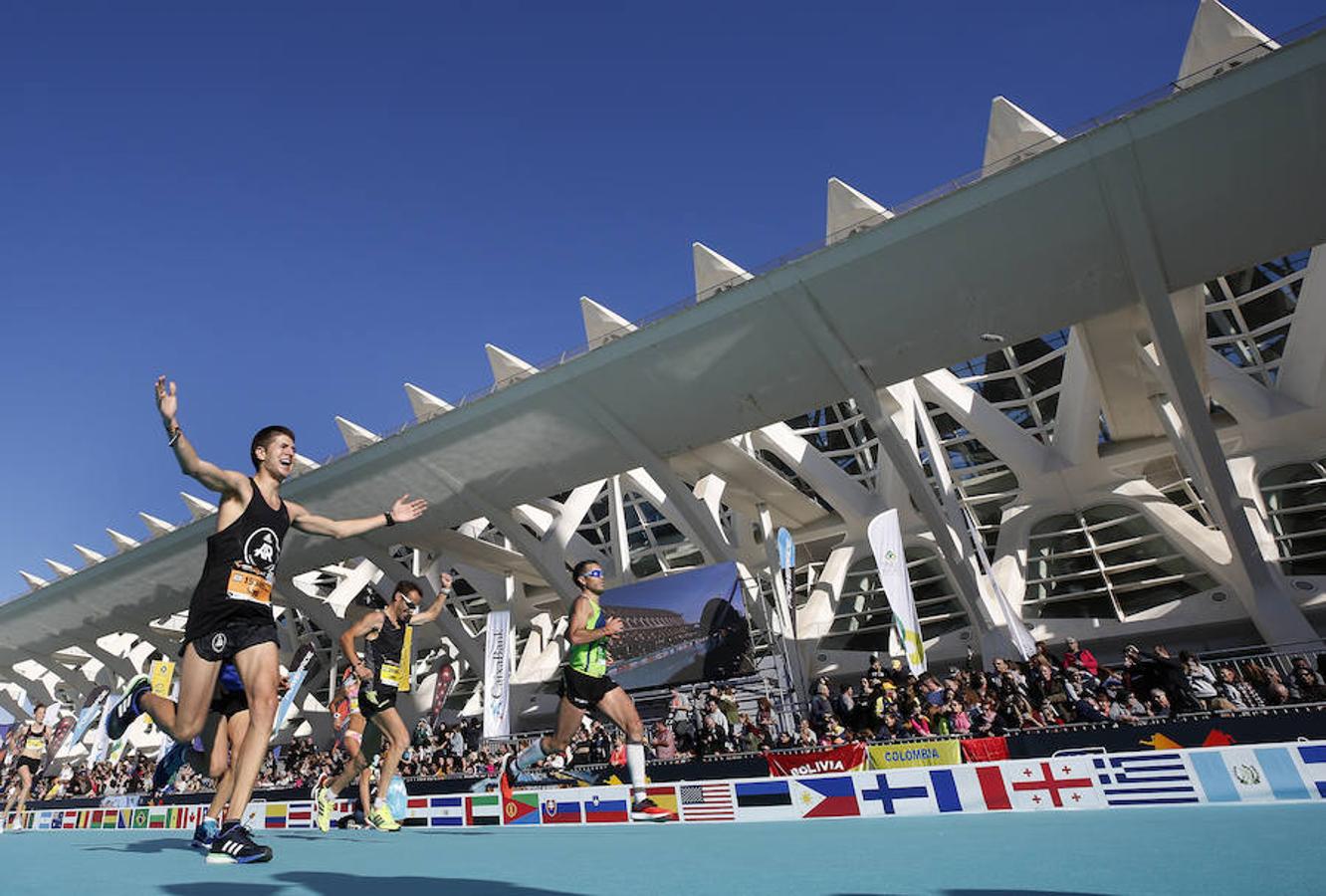 Las mejores imágenes del Maratón Valencia Trinidad Alfonso EDP