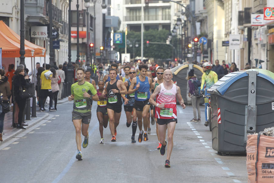 Las mejores imágenes del Maratón Valencia Trinidad Alfonso EDP