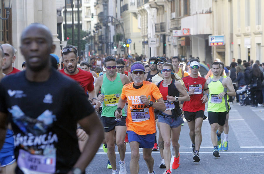 Las mejores imágenes del Maratón Valencia Trinidad Alfonso EDP