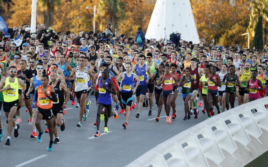 Las mejores imágenes del Maratón Valencia Trinidad Alfonso EDP