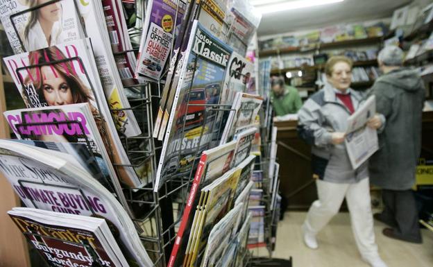 Un punto de venta de prensa y revistas. 