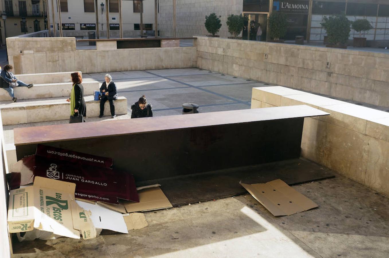 Uno de los mejores centros arquológicos de Europa padece los efectos del abandono por parte del Ayuntamiento desde su inauguración hace una década, lo que ha obligado a retirar piezas de la exposición.