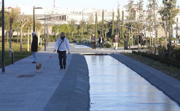 La zona para perros cuenta con 1.382 metros cuadrados. 