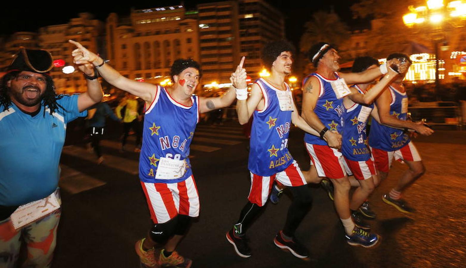 Fotos: Los disfraces más originales vistos en la San Silvestre de Valencia