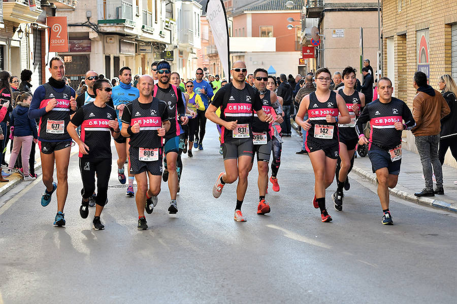 Foios ha acogido este domingo 23 de diciembre la quinta edición de su 10K contra la Fibrosis Quística. Se trata de una carrera solidaria que se ha consolidado en el calendario de final de año en Valencia.