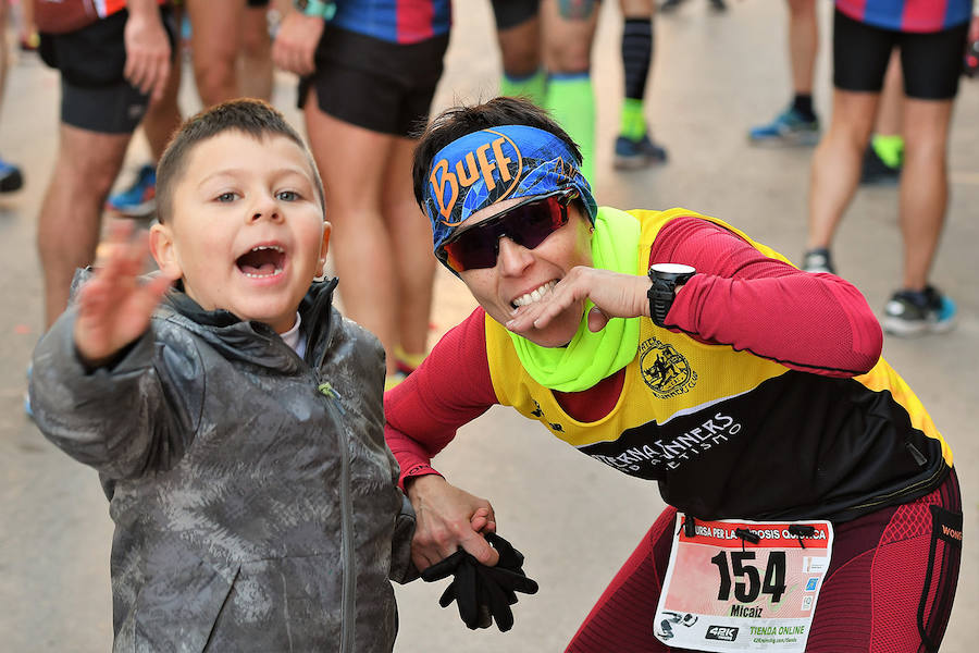 Foios ha acogido este domingo 23 de diciembre la quinta edición de su 10K contra la Fibrosis Quística. Se trata de una carrera solidaria que se ha consolidado en el calendario de final de año en Valencia.