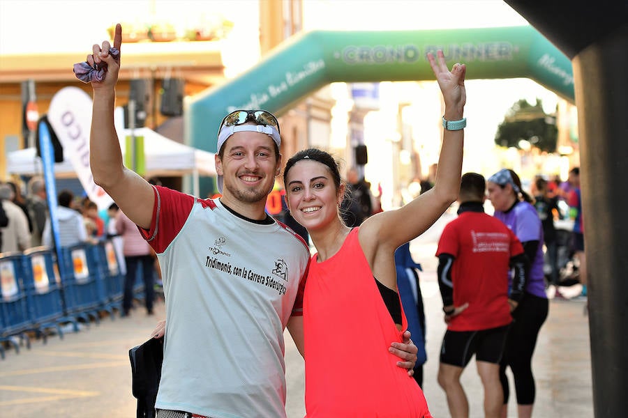 Foios ha acogido este domingo 23 de diciembre la quinta edición de su 10K contra la Fibrosis Quística. Se trata de una carrera solidaria que se ha consolidado en el calendario de final de año en Valencia.