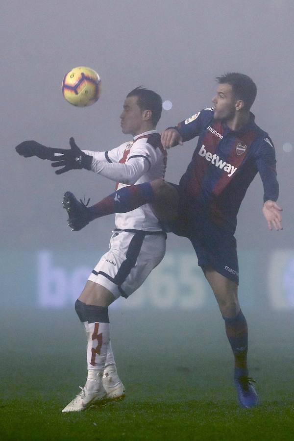 Estas son las imágenes que deja el partido de la jornada 17 de LaLiga en Vallecas