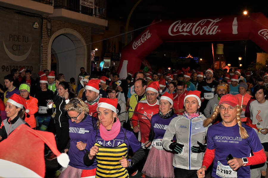 Rocafort ha celebrado este viernes 28 de diciembre su tradicional carrera de San Silvestre.