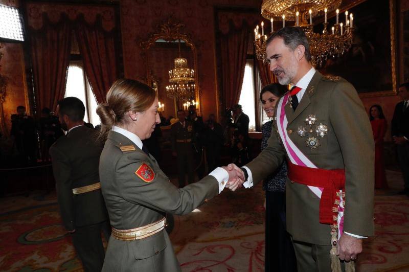 Los Reyes de España, Felipe VI y doña Letizia, presidieron la tradicional Pascua Militar junto a los ministros de Defensa y del Interior, Margarita Robles y Fernando Grande-Marlaska