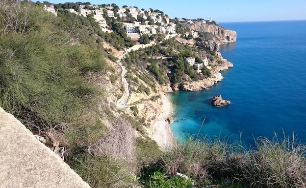 La playa valenciana incluida entre las 50 mejores de Europa, cerrada por peligro