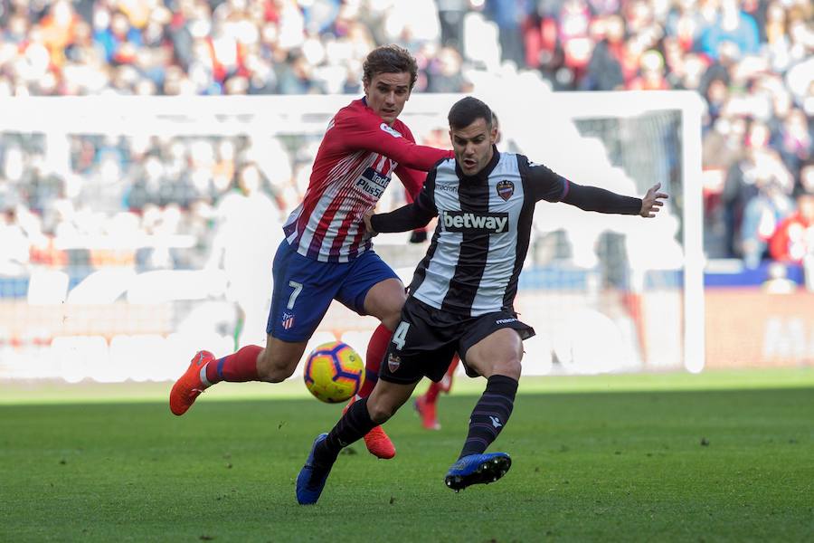 El partido de la jornada 19 de LaLiga en el Wanda Metropolitano deja estas imágenes de las mejores jugadas