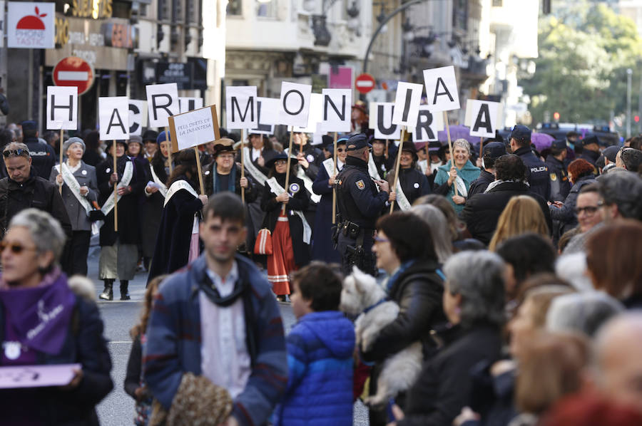 Fotos: Cabalgata de las Magas de Enero 2019 en Valencia