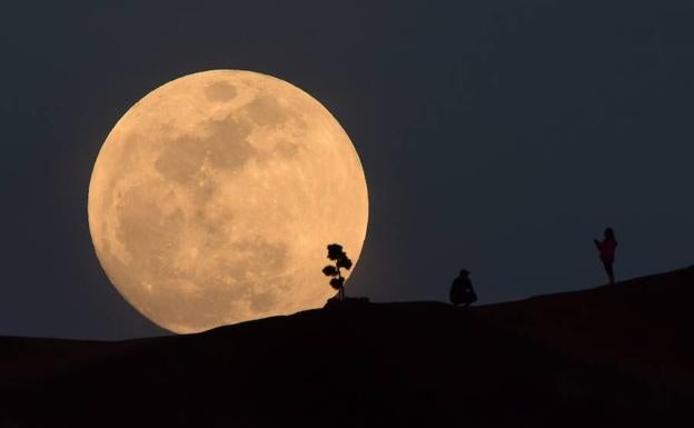Dónde y cuándo observar el eclipse total en Valencia