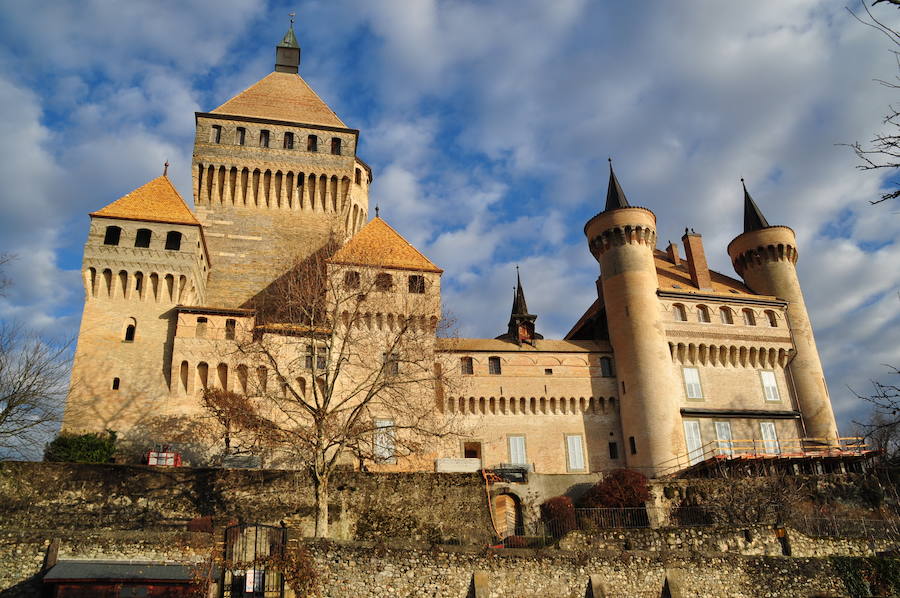 Castillo de Vufflens (Suiza)