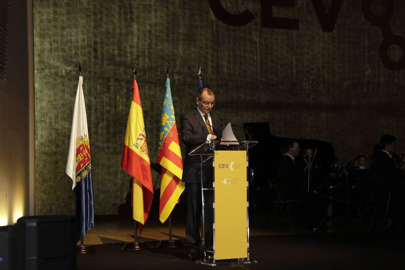 Fotos: El rey Felipe VI preside el aniversario de la patronal autonómica valenciana CEV