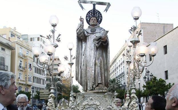 La imagen de San Vicente Ferrer, durante una procesión.