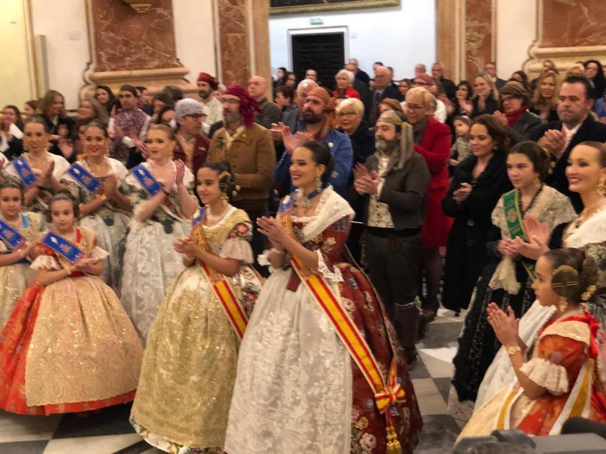 Marina y Civera visitan la Basilíca tras un intenso fin de semana que marca el inicio oficial de su reinado fallero