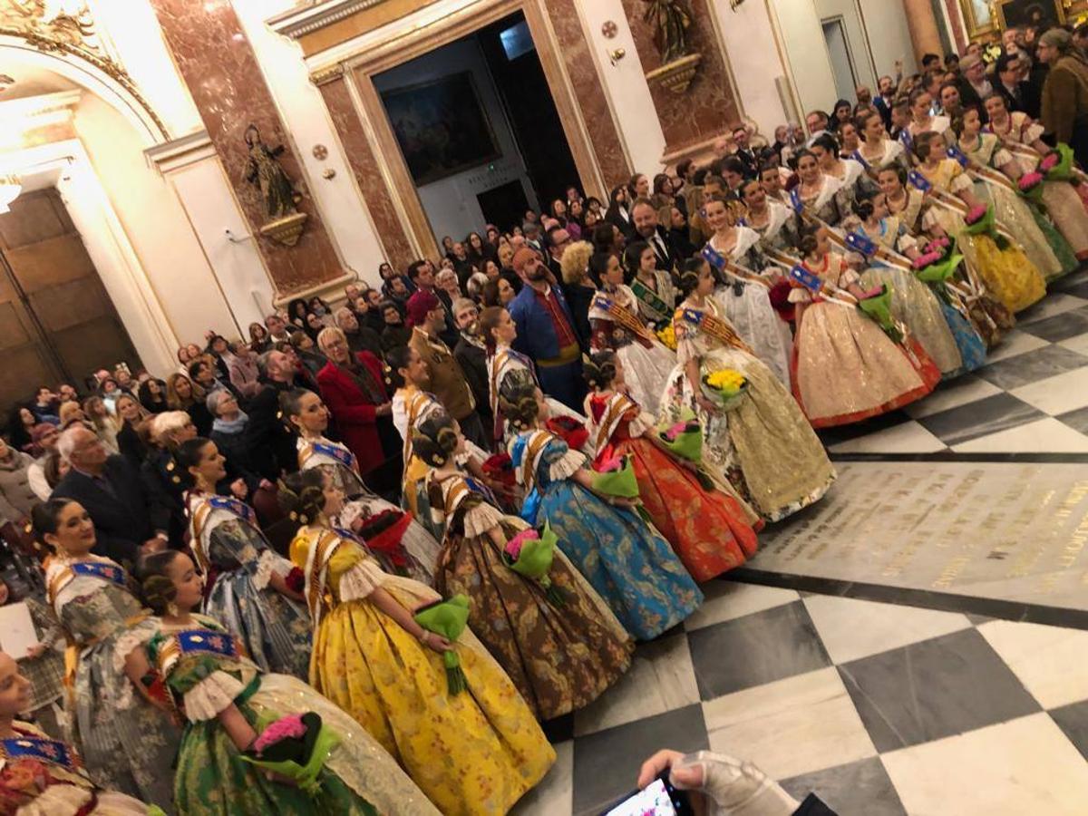 Marina y Civera visitan la Basilíca tras un intenso fin de semana que marca el inicio oficial de su reinado fallero