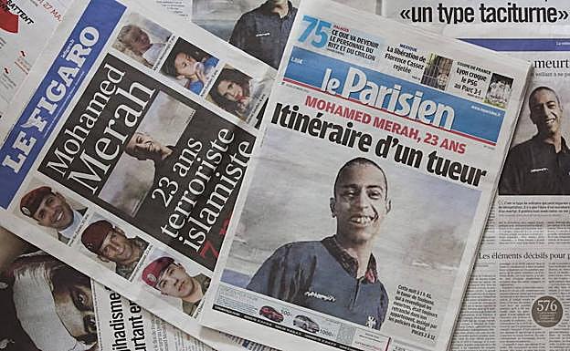Varios periódicos franceses llevan a sus portadas el retrato de Mohamed Merah, presunto autor de los asesinatos de Toulouse y Montauban. 