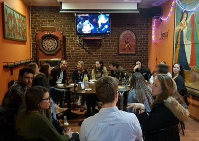 Imagen secundaria 1 - 1. Bruixes i Fades. 2. Café colores. 