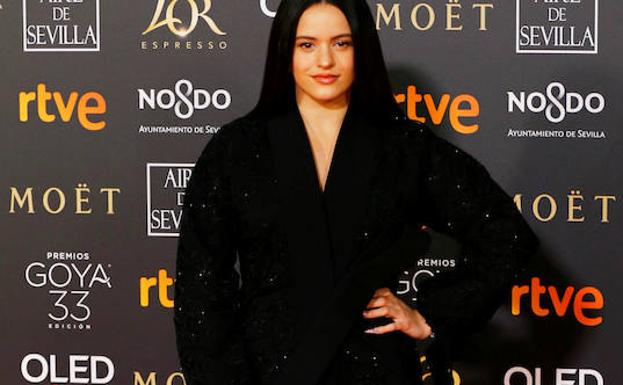 Premios Goya 2019: Rosalía viste del alicantino Juan Vidal para los Goya 2019