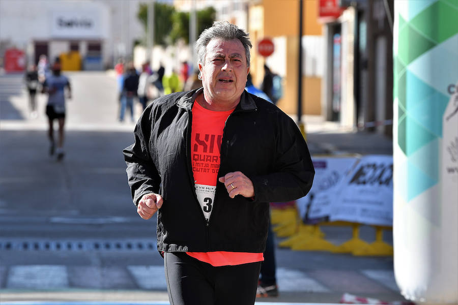 Fotos: Búscate en la 10K y Medio Maratón de Oliva 2019