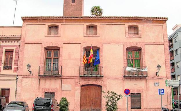 La Casa Bou, uno de los edificios protegidos.