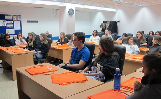 Un momento de la charla sobre emprendimiento celebrada en ESIC.