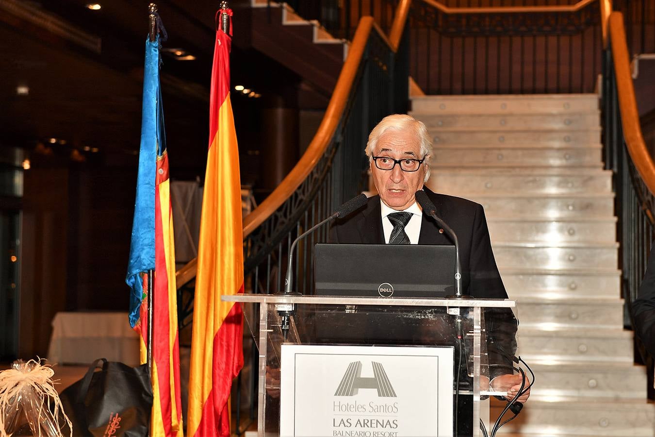 El Club Rotary Valencia-Centro celebró este viernes 15 de Febrero su V aniversario del Programa ALPAN, con una cena benéfica en el hotel Las Arenas en Valencia