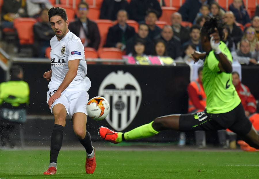 Las mejores fotos del partido de vuelta de dieciseisavos de Europa League disputado en Mestalla