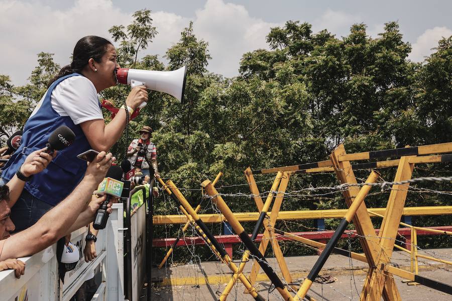 Más de 40 persontas resultaron heridas en el puente Ureña, frontera entre Colombia y Venezuela 